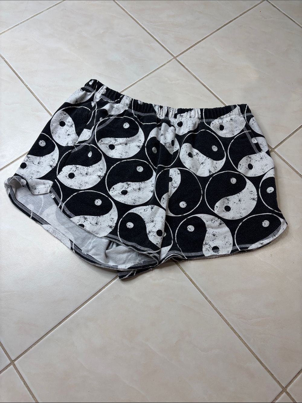 SO Black & White Yin Yang Athletic Lounge Shorts